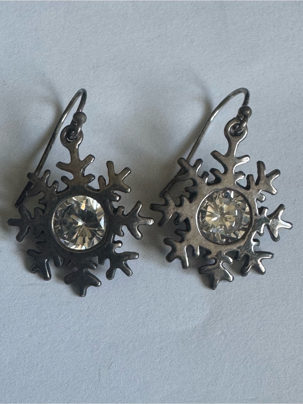 Silpada 925 Sterling Silver Cubic Zirconia Snowflake Dangle Earrings Retired
